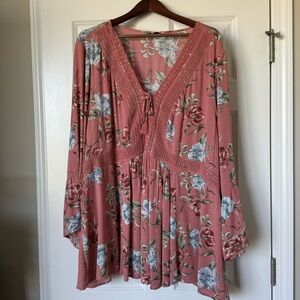 Torrid floral boho top. Size 4.